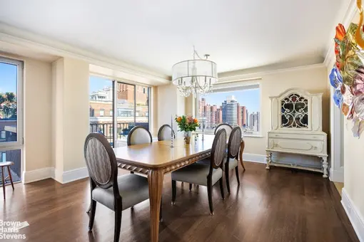 Park Regis, 50 East 89th Street, #21CD