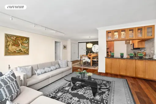 315 East 70th Street, #5L