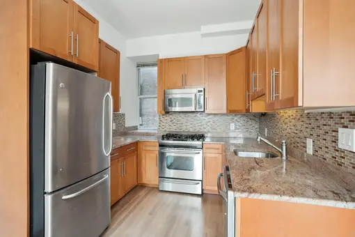 Casa Loma, 229 West 116th Street, #5C