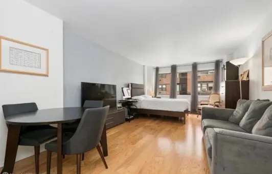 The Hawthorne, 211 East 53rd Street, #7B