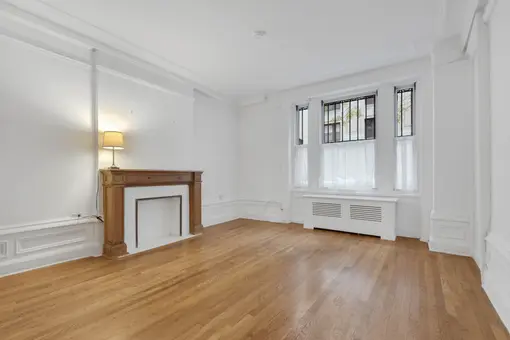 The Andrew, 251 West 98th Street, #1B
