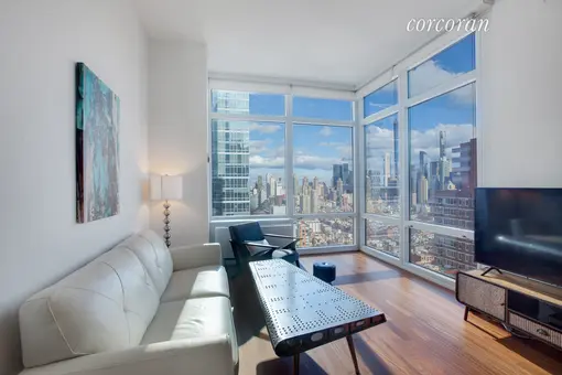 Silver Towers, 600 West 42nd Street, #42A