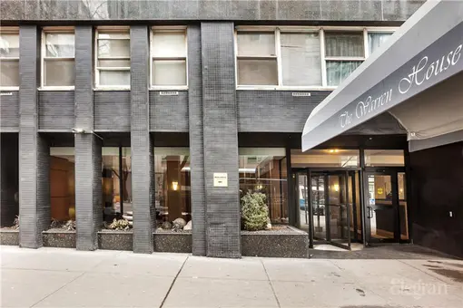 Warren House, 155 East 34th Street, #8F