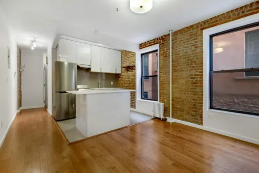 6 Saint Nicholas Terrace, #1A