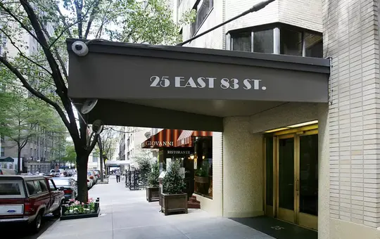 25 East 83rd Street, #7E