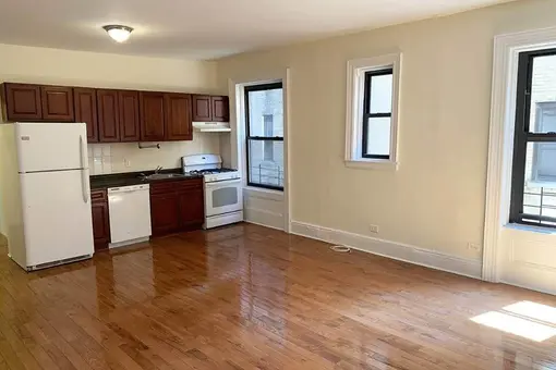 The Waumbek, 300 West 107th Street, #3C