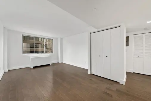 The Vantage, 308 East 38th Street, #16C