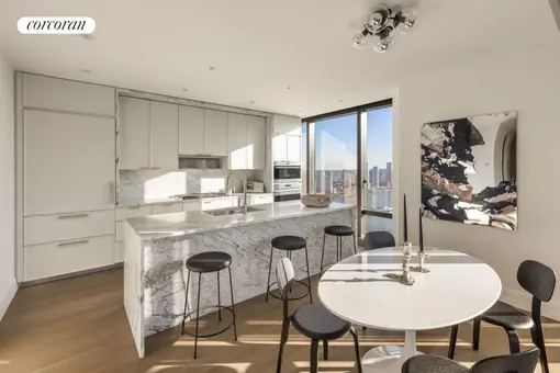 Sutton Tower, 430 East 58th Street, #32C