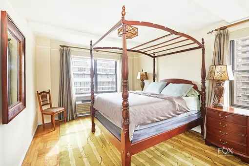 Eastgate, 235 East 73rd Street, #8D