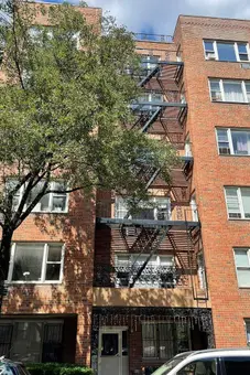 41 West 71st Street, #4B