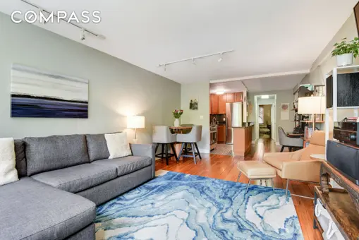 221 East 50th Street, #4D