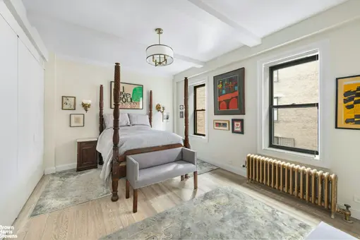 17 West 71st Street, #3C