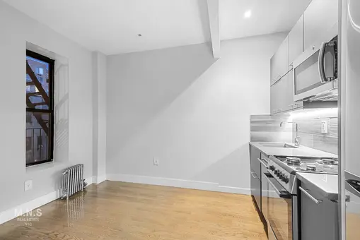 235 East 117th Street, #6B