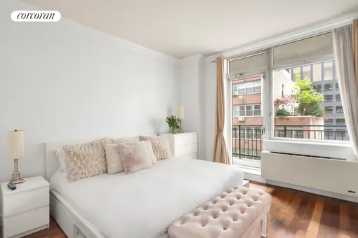 Sutton 57, 212 East 57th Street, #8C