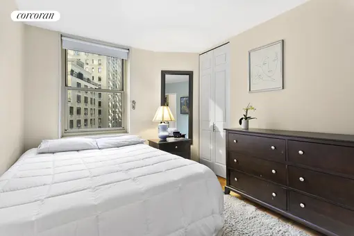 30 Lincoln Plaza, 30 West 63rd Street, #8W