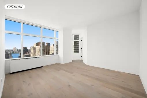 3 Lincoln Center, 160 West 66th Street, #24B