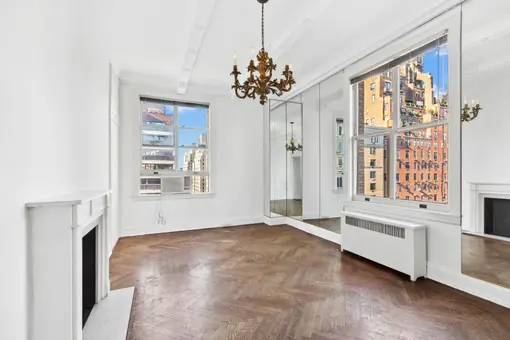 755 Park Avenue, #9G