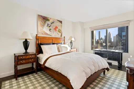 The Savoy, 200 East 61st Street, #28A