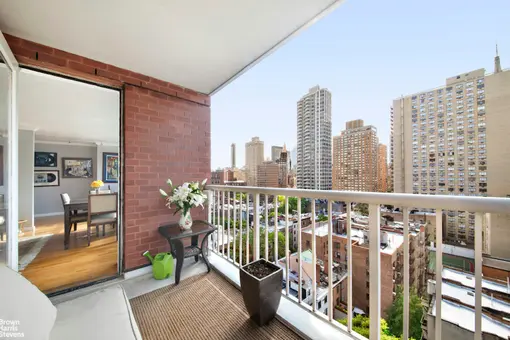 Riverview East, 251 East 32nd Street, #16B