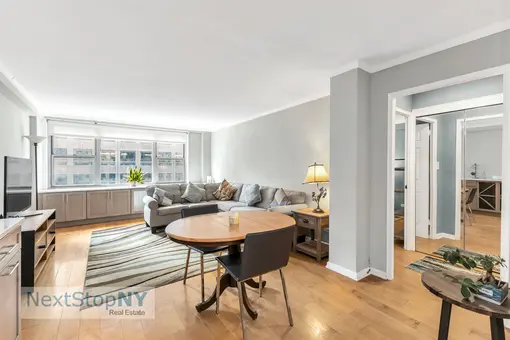 209 East 56th Street, #10E