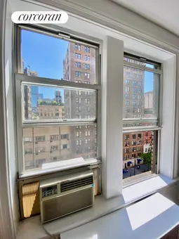 The Hermitage, 41 West 72nd Street, #8C