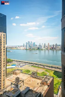 The Corinthian, 330 East 38th Street, #33H