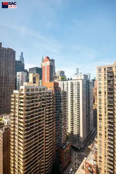 The Corinthian, 330 East 38th Street, #33H