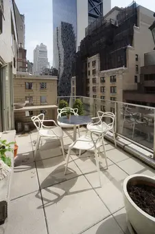 41 West 58th Street, #9B