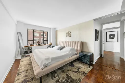 45 East End Avenue, #6EF