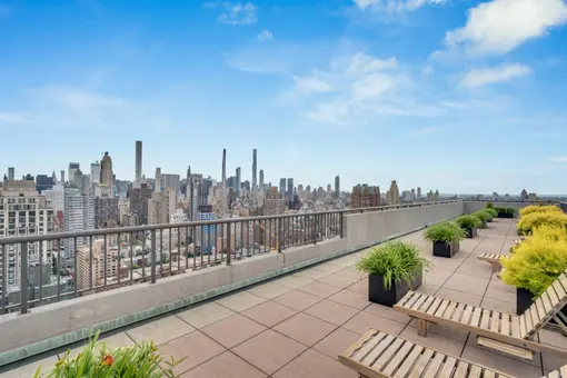 Continental Towers, 301 East 79th Street, #28K