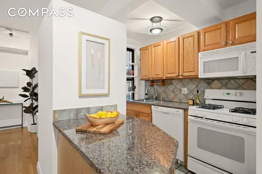 Westwind, 175 West 93rd Street, #1G