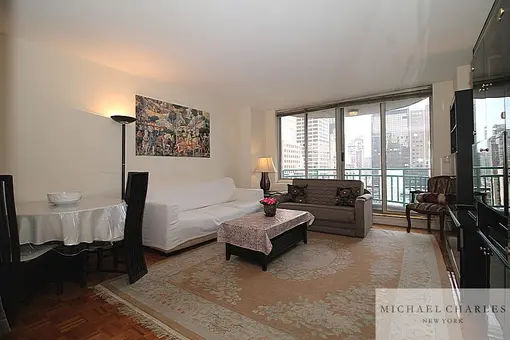 The Cosmopolitan, 145 East 48th Street, #27A