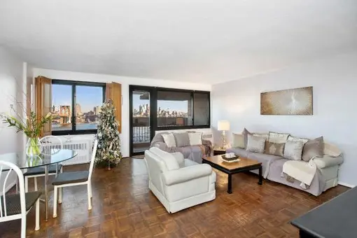 Southbridge Towers, 299 Pearl Street, Unit - 2 Bed Apt for Sale for ...