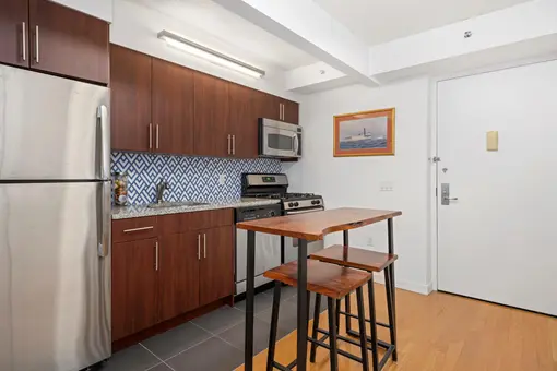 555W23, 555 West 23rd Street, #S8K