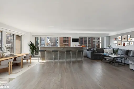 The Landmark, 300 East 59th Street, #14021403