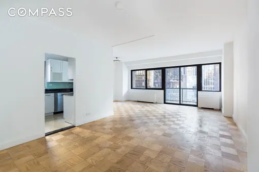 Tower 58, 58 West 58th Street, #21E