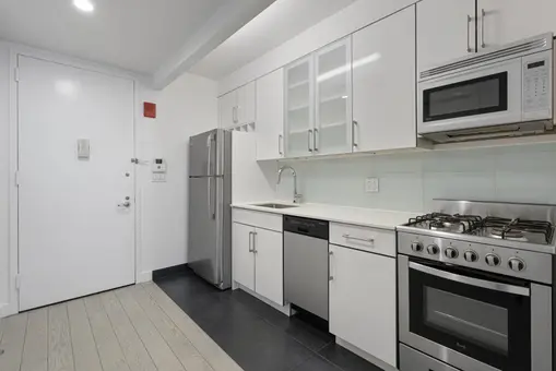 The Greywood, 3 West 36th Street, #9D