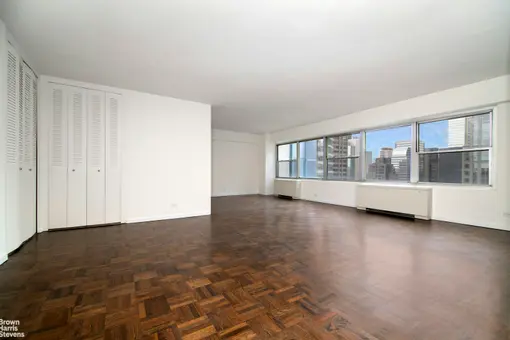 Plaza Tower, 118 East 60th Street, #32F