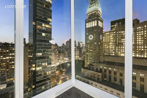 Madison Square Park Tower, 45 East 22nd Street, #29A