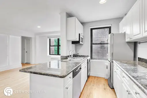 Fort Tryon Gardens, 4489 Broadway, #6D