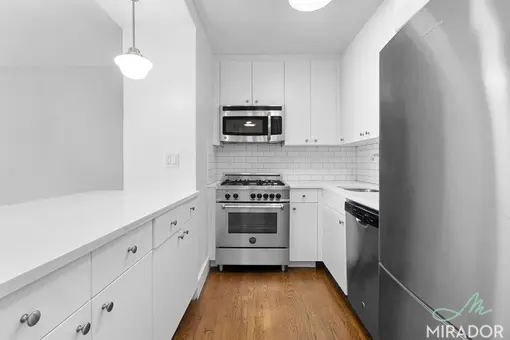 New York Tower, 330 East 39th Street, #28H