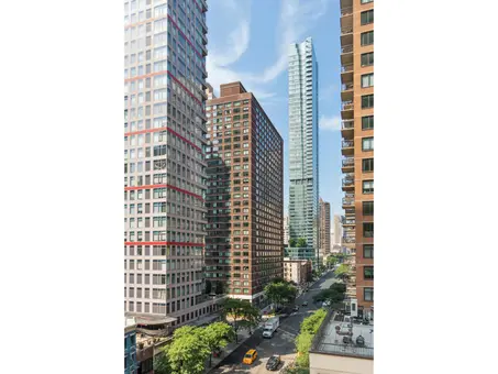 Three Ten, 310 East 53rd Street, #8B