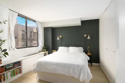 The Bromley, 225 West 83rd Street, #5V