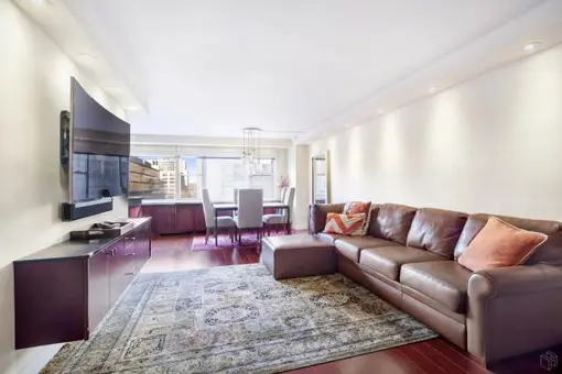 Lincoln Terrace, 165 West 66th Street, #3C