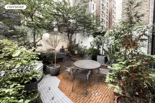 39 West 68th Street, #1