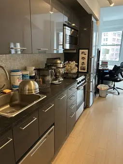 20 Exchange Place, #1320