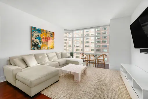 Milan, 300 East 55th Street, #18C