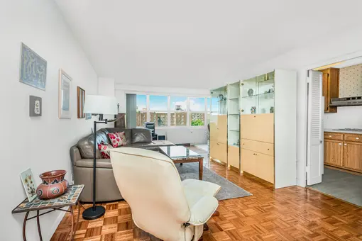 River Point Towers, 555 Kappock Street, #16H