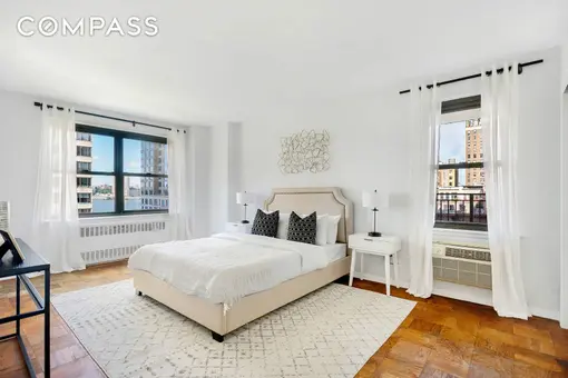 Lincoln Towers, 205 West End Avenue, #6D