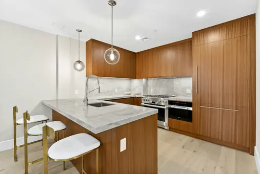 Minuet, 244 East 52nd Street, #5A